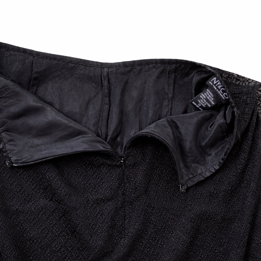 NY&Co Black Lace A-Line Mini Skirt Size 12 Textured Overlay - Picture 4 of 8